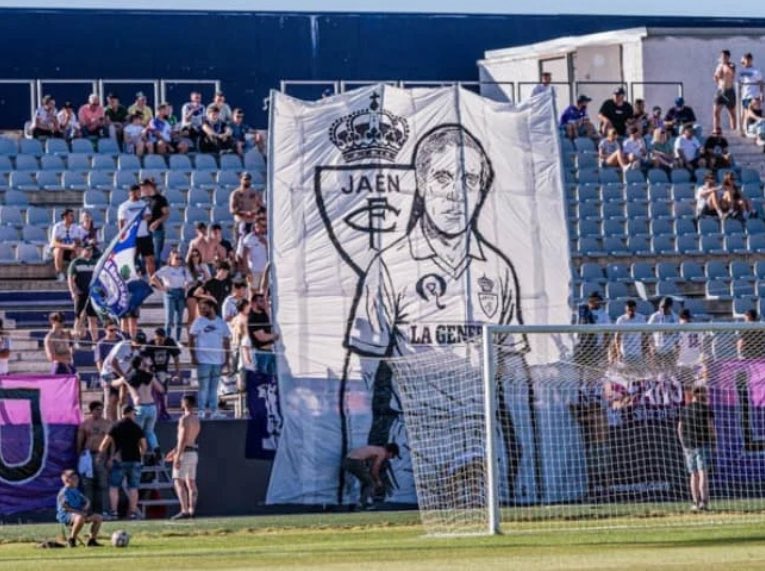 Alegría e ilusión, Mucha ilusión ! 🥹

Ambientazo lagartos, muchísimas gracias por tantísimo apoyo, vivir esto con vosotros no tiene sentido !🥰❤️

SEGUIMOS 💪🏽🙏🏽⚽️🦎