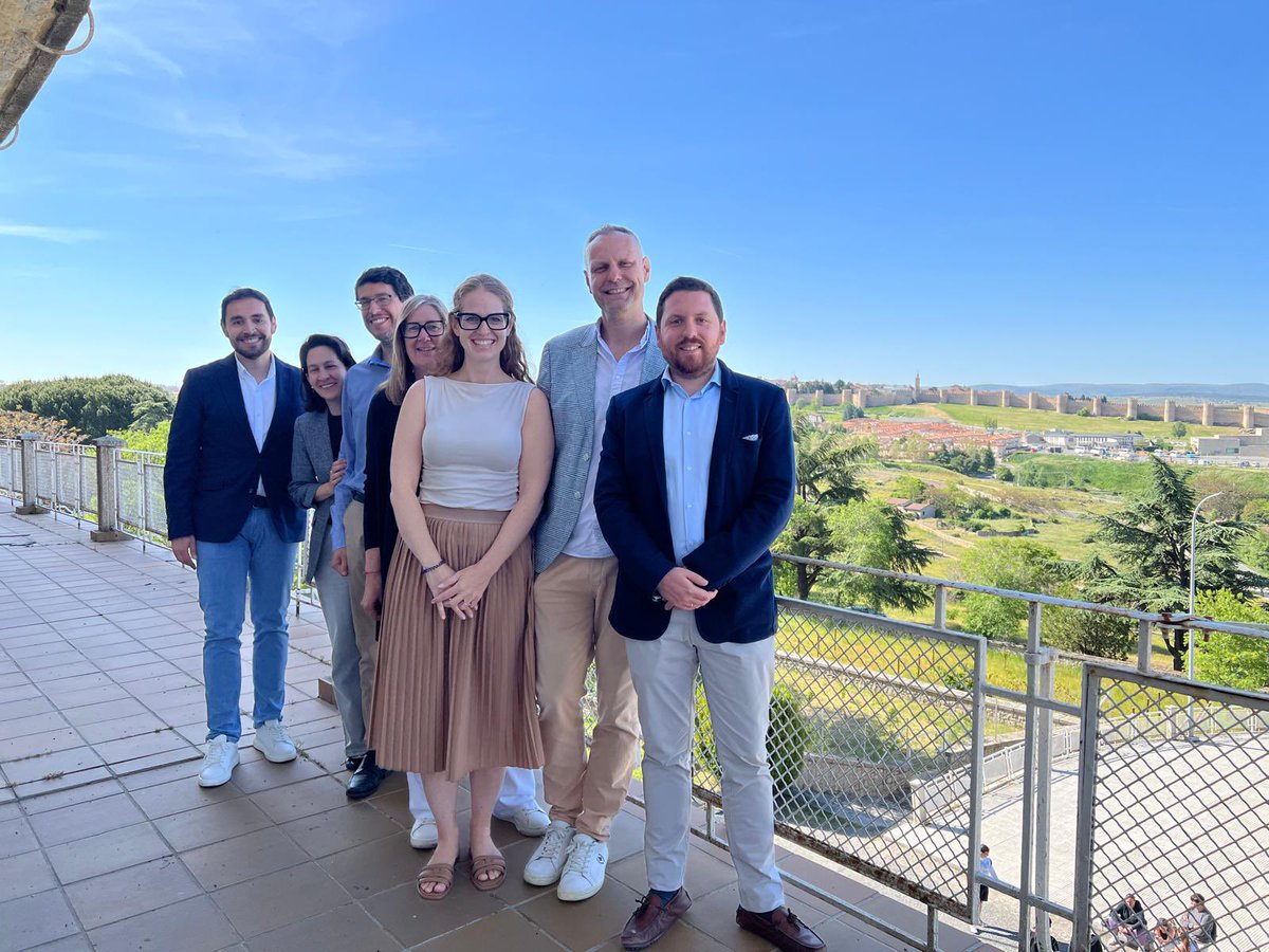 SLNANEZ_UCAV's tweet photo. Hemos recibido en @UCAVILA_ a Petr Novak & Sarka Papadaki de @UTBZlin 🇨🇿 Durante su estancia 🇪🇺exploramos además opciones de colaboración conjunta 💡en proyectos y publicaciones #ESODS #GILM @Dekis_rg https://t.co/TIR1MTx6wQ