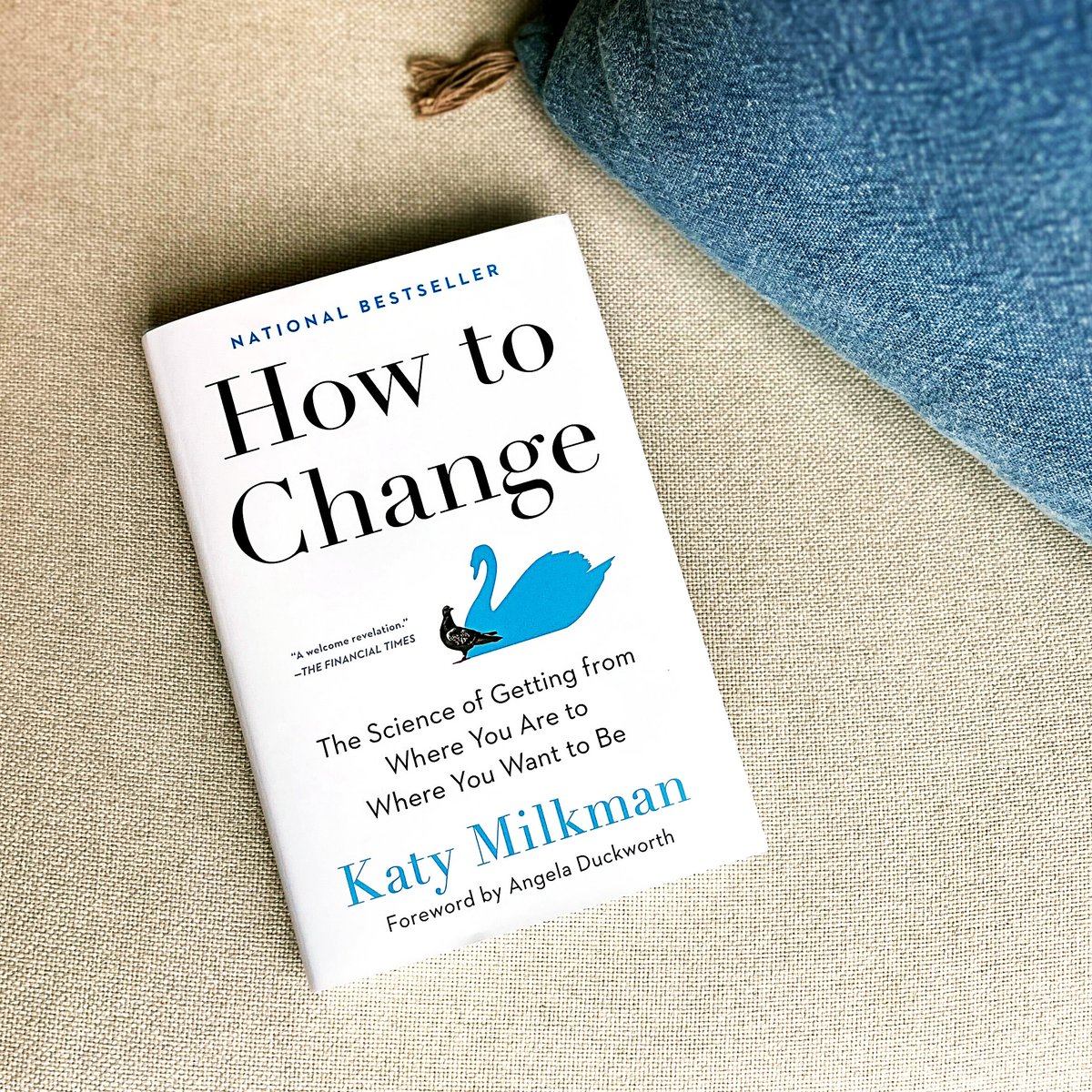 Portfolio Books (@portfoliobooks) on Twitter photo Change doesn’t have to be overwhelming. 🌱
In HOW TO CHANGE, <a href="/katy_milkman/">Katy Milkman</a> shares science-backed strategies to identify and overcome barriers to move toward your goals. Understand what holds you back so you can create a clear path forward and start making meaningful change. Change doesn’t have to be overwhelming. 🌱
In HOW TO CHANGE, <a href="/katy_milkman/">Katy Milkman</a> shares science-backed strategies to identify and overcome barriers to move toward your goals. Understand what holds you back so you can create a clear path forward and start making meaningful change.
