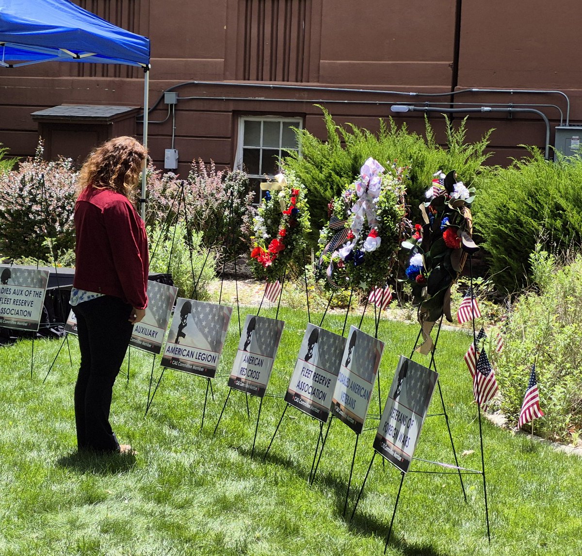 We were honored to lay a wreath at the Memorial Day Ceremony in Reno at the VA, paying tribute to the brave men and women who gave their lives in service to our country. Their sacrifice will never be forgotten.

Every day, the American Red Cross works to support active duty