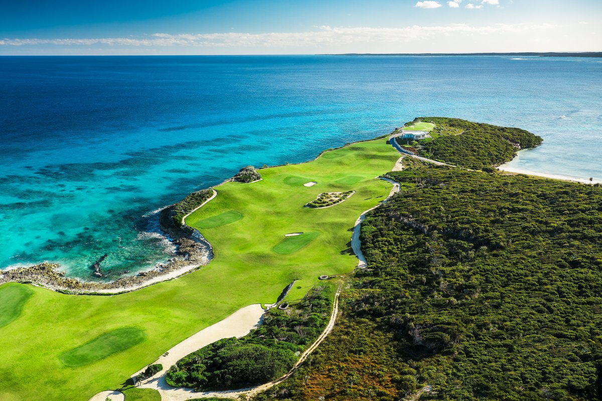 The Playground at Jack’s Bay, designed by Tiger Woods, is a 10-hole par-3 course that reimagines island golf. Set on Eleuthera’s dramatic coast, it’s where minimalist design, ocean views, and a relaxed pace converge. Golf, elevated. bit.ly/3qDkipn  #JacksBay #TGRDesign