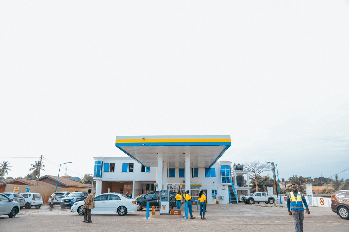 staroilghana's tweet photo. #PHOTOSTORY| Official opening of our KWASHIEMAN HONG KONG station, in pictures.
Find us on Google Maps: https://t.co/B9RhfTA3ym
#EveryDropCounts
#QualityYouCanAfford
#StarOilGhana
#IamAStarSaver
#starcard https://t.co/IdVVTN1QvF