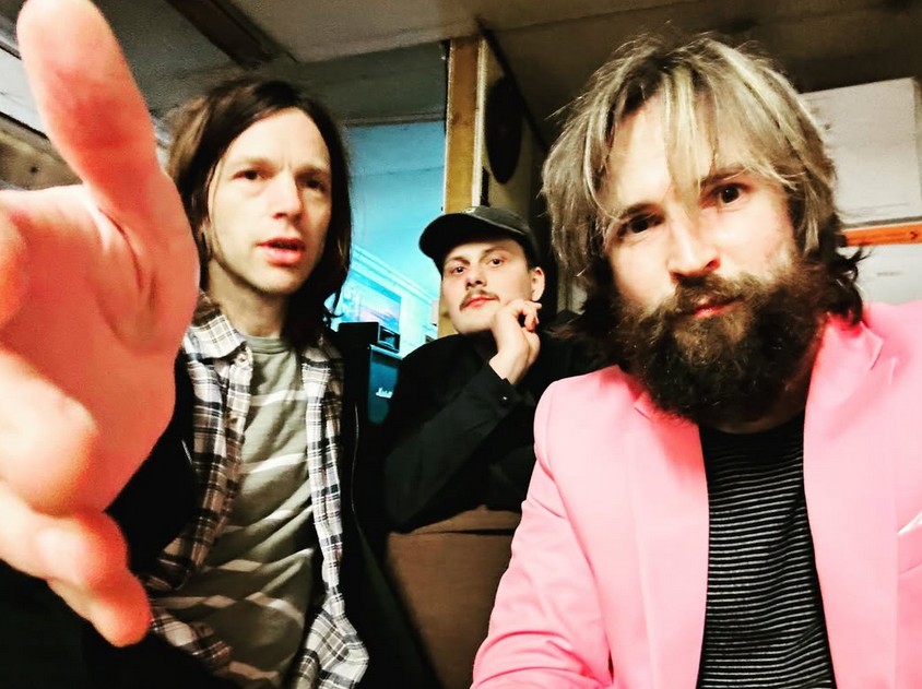 mp3hugger's tweet photo. @strangepinkband are the kind of band that produce the kind of past that suits us best.
https://t.co/5o31B0IhAd
#strangepink #indierock https://t.co/IJPtLvVRws