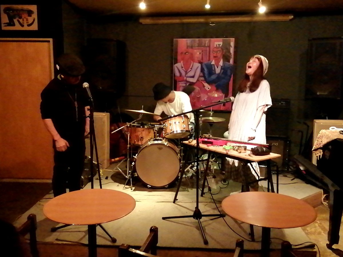 20250526 AROI！(さがゆき・森順治・石原雄治) ＠ なってるハウス
今夜もすごいスピードで色んな音が飛び交って、むっちゃ楽しかった〜！