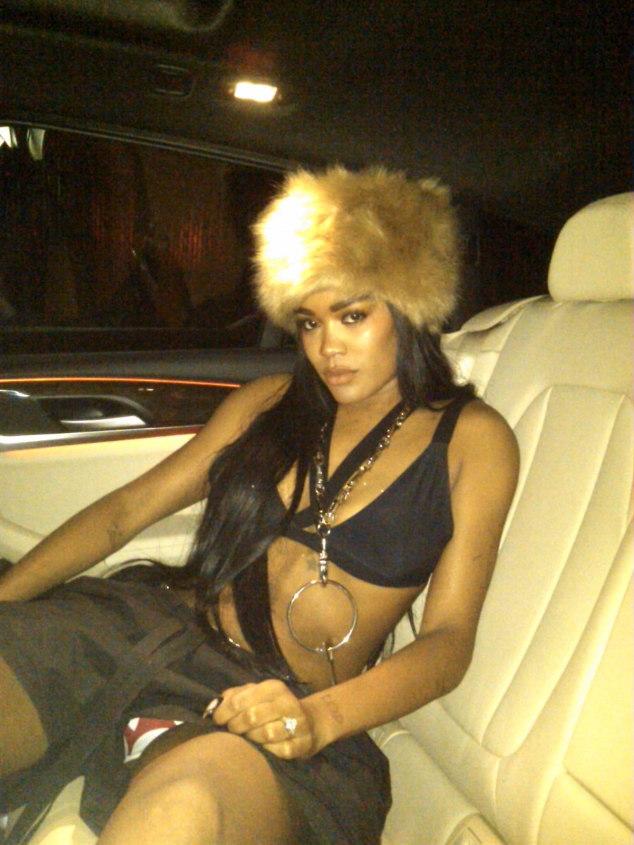 Late night vibes ✨