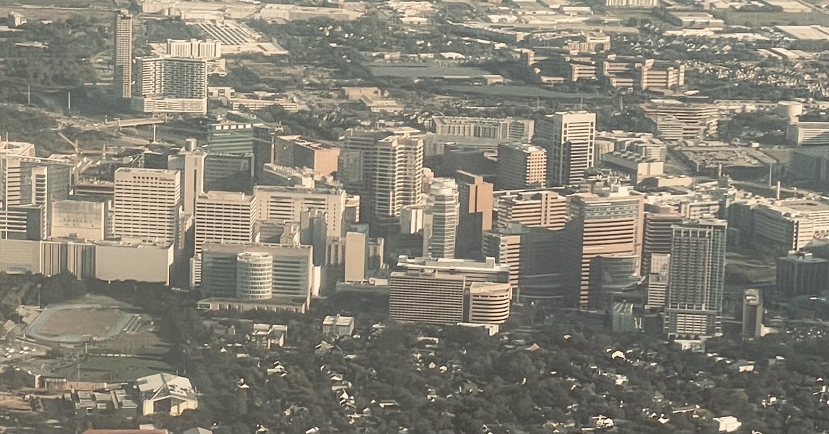 Our Texas Medical Center in HoustonTX = a comprehensive biohub integrating academic health centers, biotechs, opps for creating new ventures in the life sciences/healthcare space, read why such biohubs are great places to launch your career in biosciences journals.plos.org/plosbiology/ar…