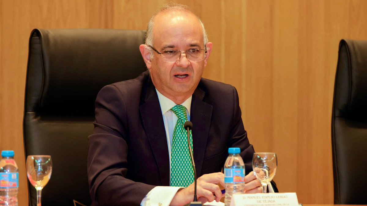 Algunas instantáneas de la primera jornada del Congreso que se está celebrando en <a href="/RegistradoresO/">Registradores Andalucía Occidental</a>