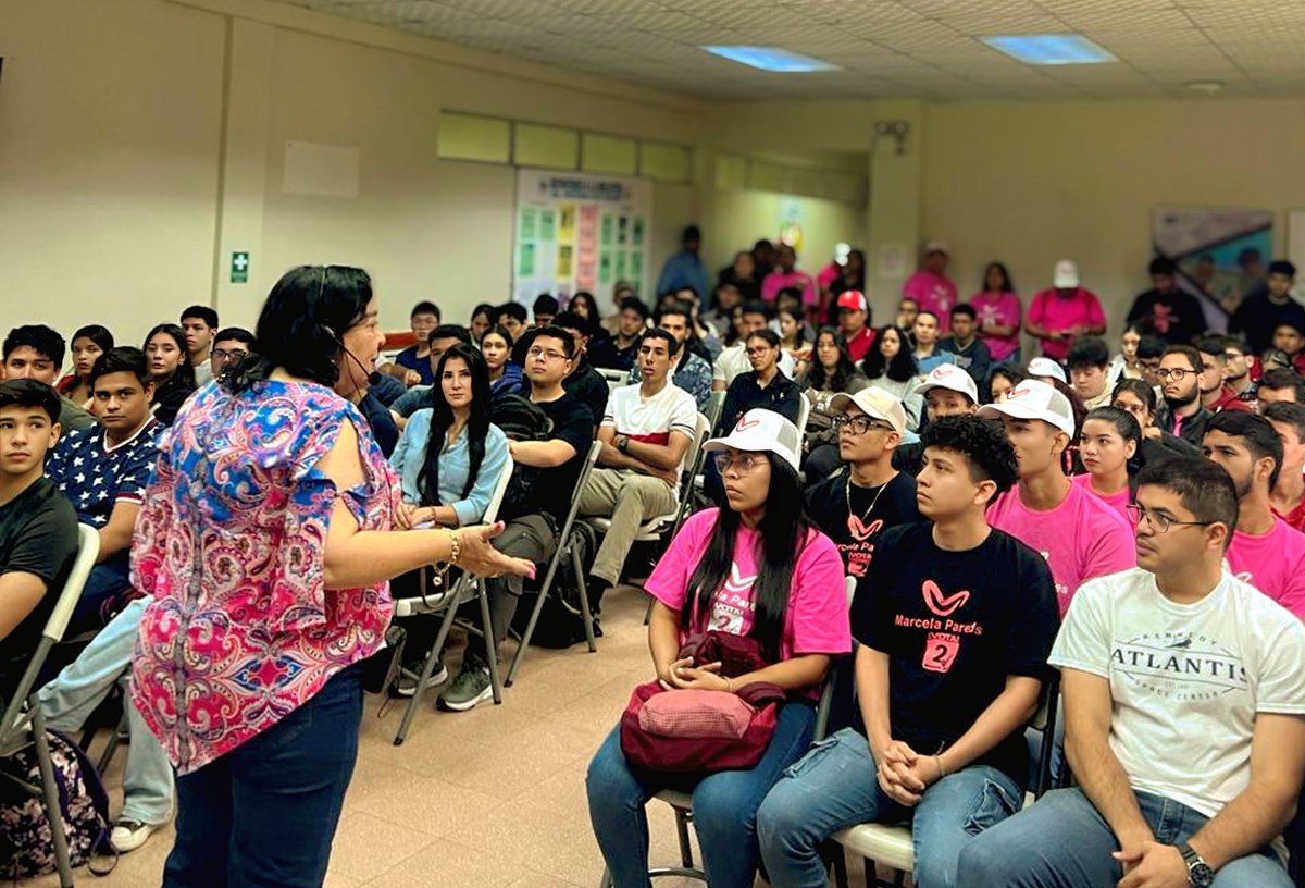 Marcela Paredes de Vásquez tweet media