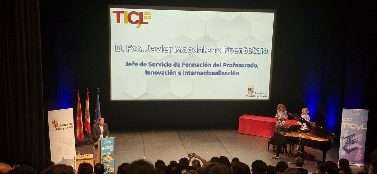 cfiebenavente (@cfiebenavente) on Twitter photo El jefe de Servicio de Formación, Innovación e Internacionalización <a href="/fjmagdafuente/">Javier Magdaleno</a>
cierra la Jornada Autonómica #tiCyL poniendo en valor el trabajo desarrollado en el aula por los mentores tecnológicos y maestros colaboradores.
<a href="/educacyl/">Educación JCyL</a> #secontic El jefe de Servicio de Formación, Innovación e Internacionalización <a href="/fjmagdafuente/">Javier Magdaleno</a>
cierra la Jornada Autonómica #tiCyL poniendo en valor el trabajo desarrollado en el aula por los mentores tecnológicos y maestros colaboradores.
<a href="/educacyl/">Educación JCyL</a> #secontic