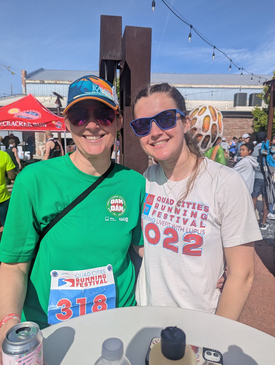 runfarDEF's tweet image. #RockYourRun @RockValleyPT @cmw5170 #MemorialDay #quadcitiesrunningfestival