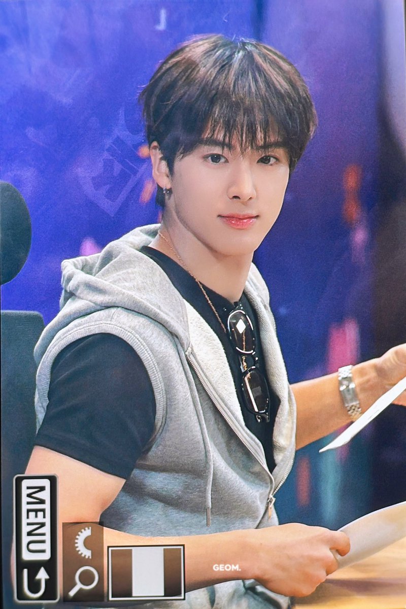 geometry_eric's tweet image. 250527

#소녕재 #손영재 #손에릭 
#에릭 #ERIC #에디
#더보이즈 #THEBOYZ