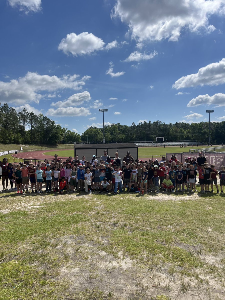 So grateful for these amazing opportunities! <a href="/RisingSpearNIL/">RisingSpear</a> 

Donate here: secure.qgiv.com/for/seminolesf…