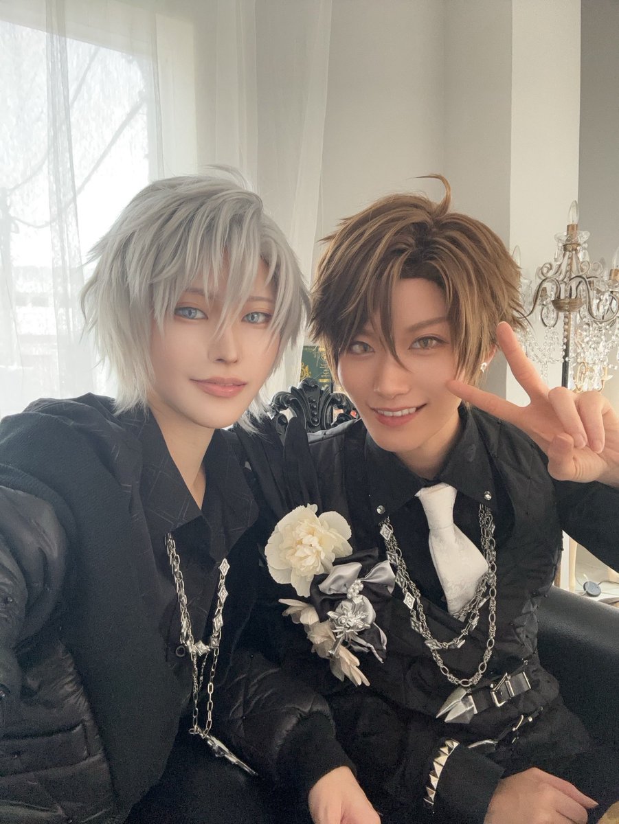 0_0msr's tweet photo. はるさん楽ーーー！！！🩶🩶
Theイケメンキャラも本当に似合っててビックリしたときめいた....ドキドキした心臓持っていかれた🫀❤️❤️私の作ったウィッグ被りこなすの上手いから、ウィッグ作るの更に好きになった！😭スタイルお化けでかっこいいでパーフェクトな楽をありがとう...🥲たくさん楽して🩶 https://t.co/3vUlIrY31w