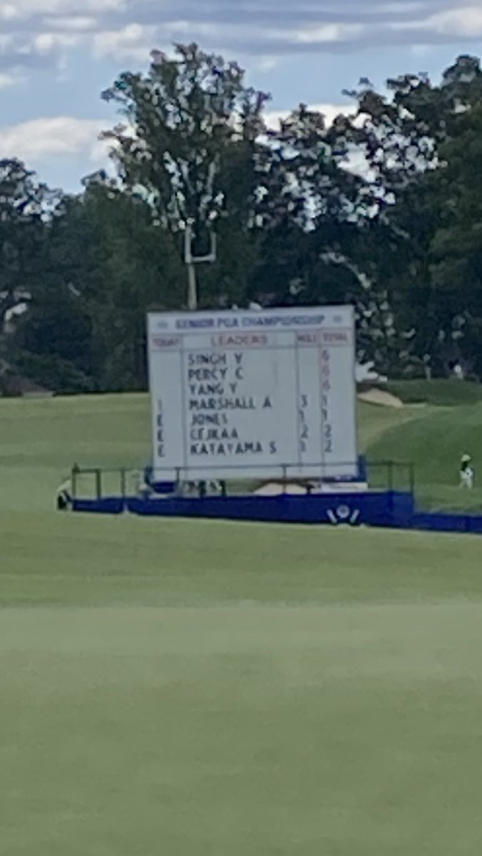 marshygolf's tweet photo. I came, I saw I got duffed up!!! #memerialday @PINGTourEurope @sounder_golf @seniorpgachamp ππ½ππ½ππ½ππ½ β€οΈ πΊπΈ https://t.co/y9Q2fcXHg3