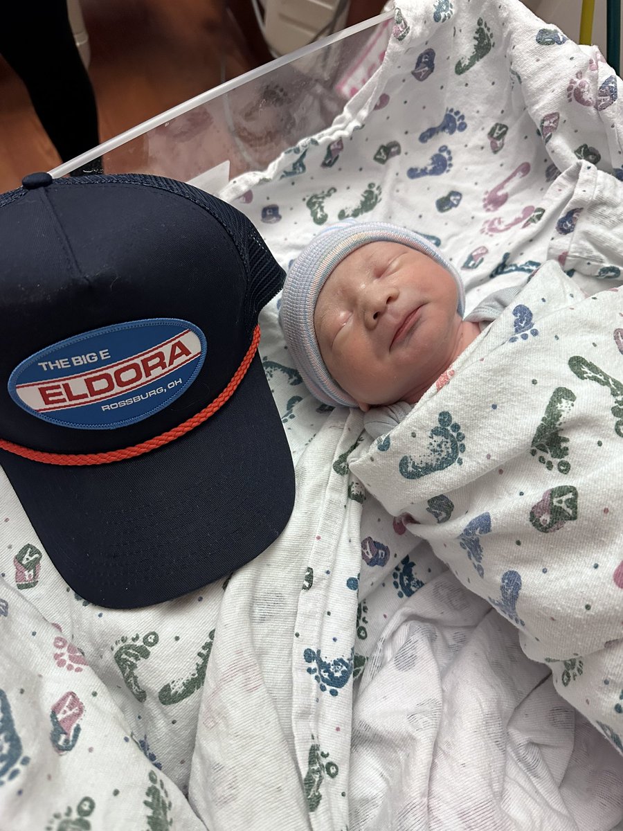 WenhamPerry's tweet photo. @EldoraSpeedway had my first Grandkid today! Had to start him off the right way! https://t.co/A8cYipt0Dz
