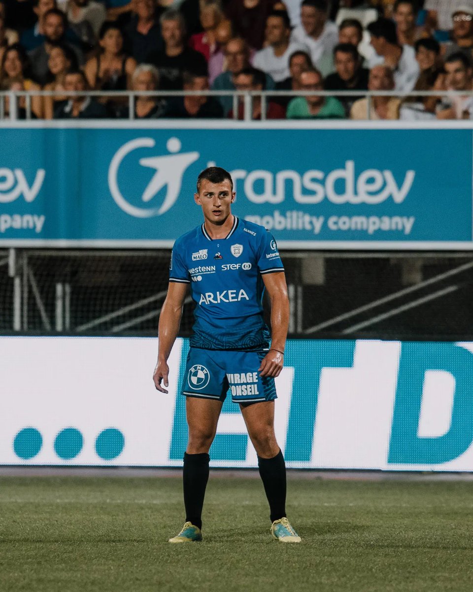 La pépite de Vannes est suivie par notre club. Plusieurs clubs sont intéressés par son profil. Gros talent en perspectve. La prio de notre president est de recruter devant. Un 2 L devrait arriver si opportunité.