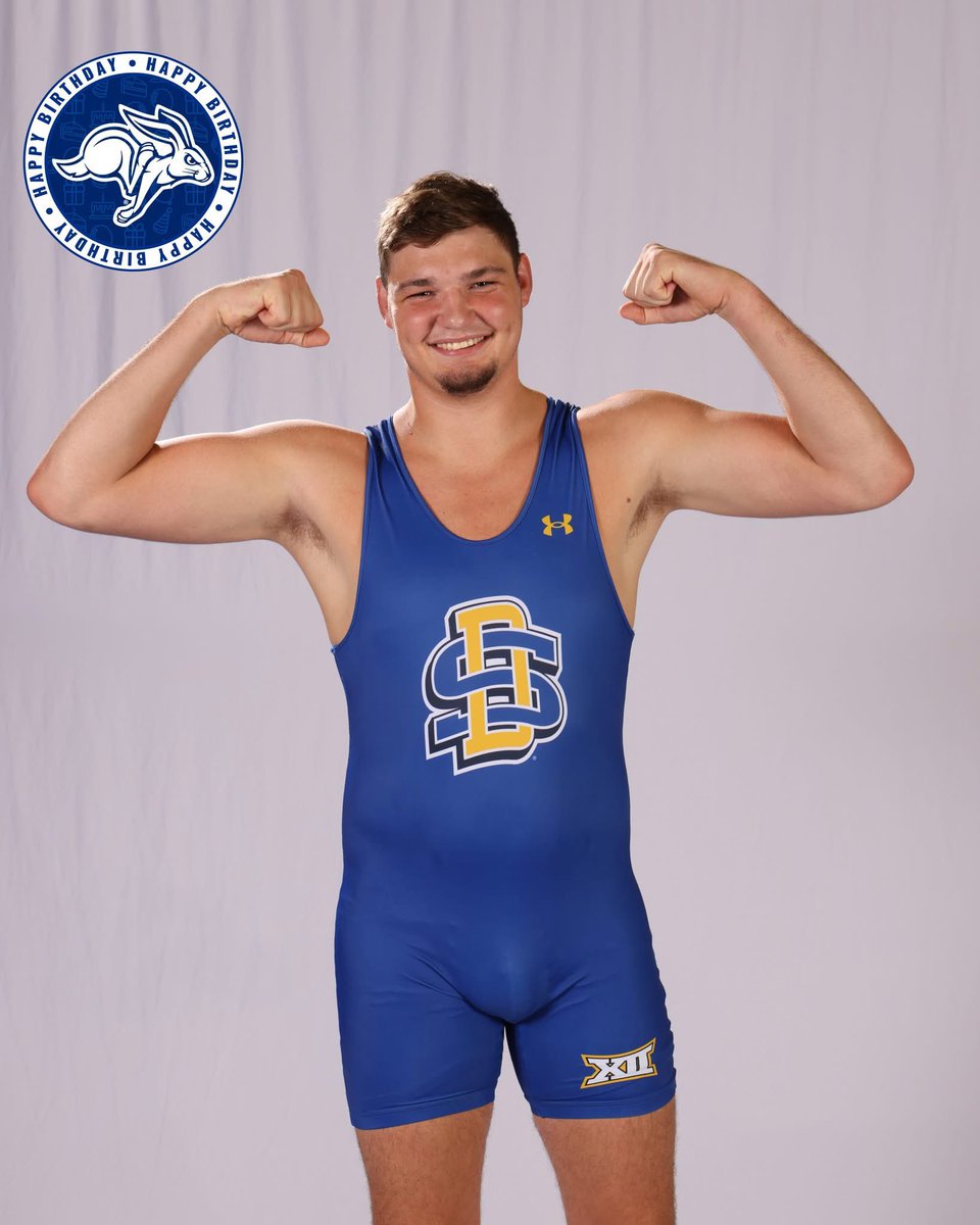 Wishing the happiest of birthdays to NCAA Qualifier, Brookings' own Luke Rasmussen, today!

#GetJacked x #GoJacks🐰