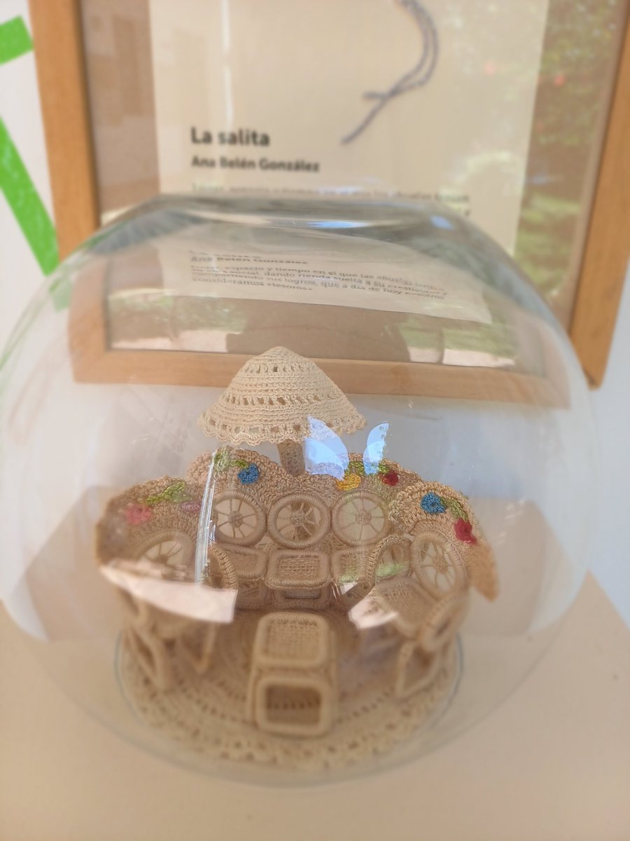 El Grupo de Trabajo NNOVACIÓN METODOLÓGICA INTERDISCIPLINAR EN PRÁCTICAS EDUCATIVAS SOSTENIBLES PARA LA EXPRESIÓN ARTÍSTICA ha culminado su aprendizaje entre iguales con una estupenda exposición. Escuela de Arte y Superior de Diseño de Jerez <a href="/easdjerez/">Escuela de Arte y Superior de Diseño de Jerez</a> 
.....
<a href="/EducaAnd/">Consejería Desarrollo Educativo y FP</a>
<a href="/DG_IFP/">DG de Innovación y Formación del Profesorado</a>