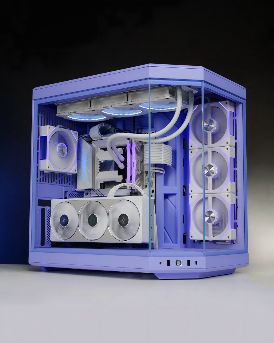battlerigs's tweet image. Time for something new! This is our latest build in the stunning @hytebrand Y70 Taro Milk! 🥛🫐

Featuring my brand new @AORUS_UK RTX5080 Aero 🤩

Purple
And White
Never Looked
So Damn Good!

#gamingpcs #custompcs #gamingrigs #hytey70 #milkshake