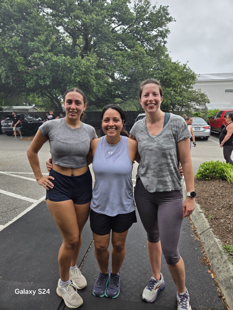 Alena R. Lopez tweet media