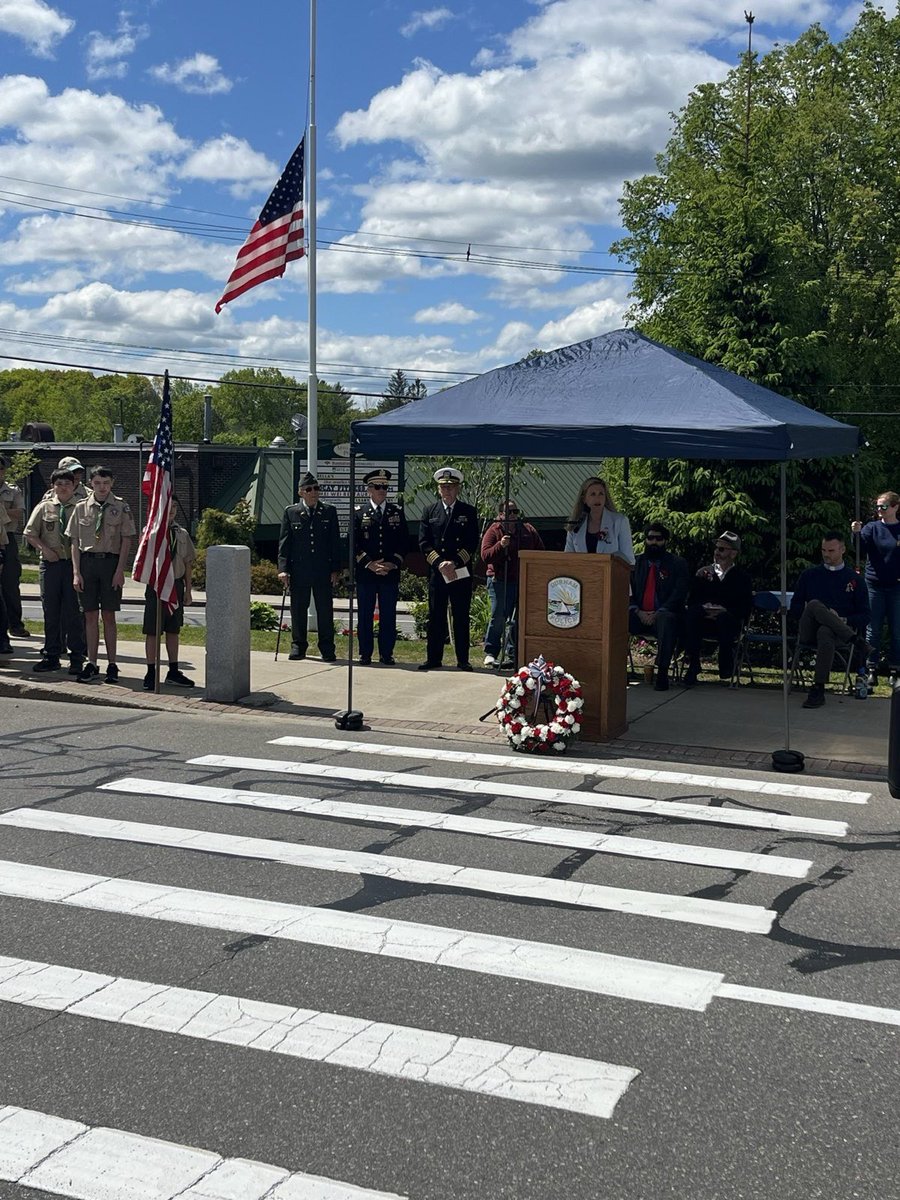 maurasullivan's tweet photo. Beautiful Memorial Day ceremony in Durham this morning honoring those who fought and died in the defense of our freedoms and our way of life. https://t.co/zNVhNDZu9F
