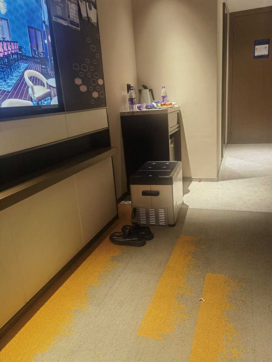 92Na1b's tweet photo. 今晚冰火体验 https://t.co/2Y51uuDBjl