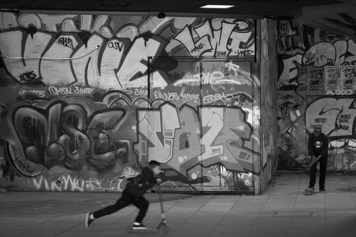 RolandNPhotos's tweet photo. Faster faster!

#london #londonsouthbank #skater #skateboard #photo #photograph #Monochrome #blackandwhite https://t.co/CKB7k4edee