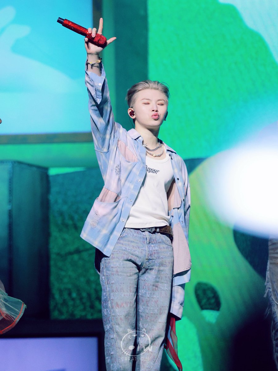 ෆ

٩( ˘ ³˘)

#SEVENTEEN #세븐틴 #李知勳 #이지훈 #WOOZI #우지 #ウジ