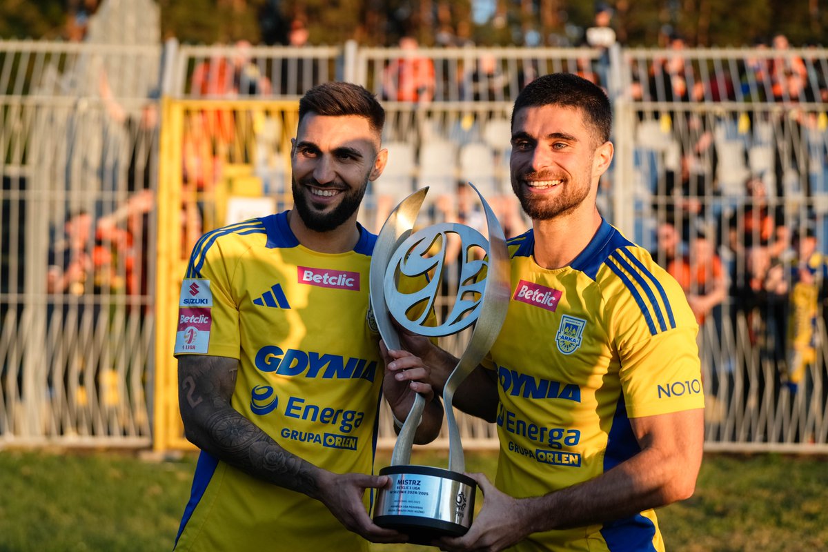 Arka Gdynia tweet media