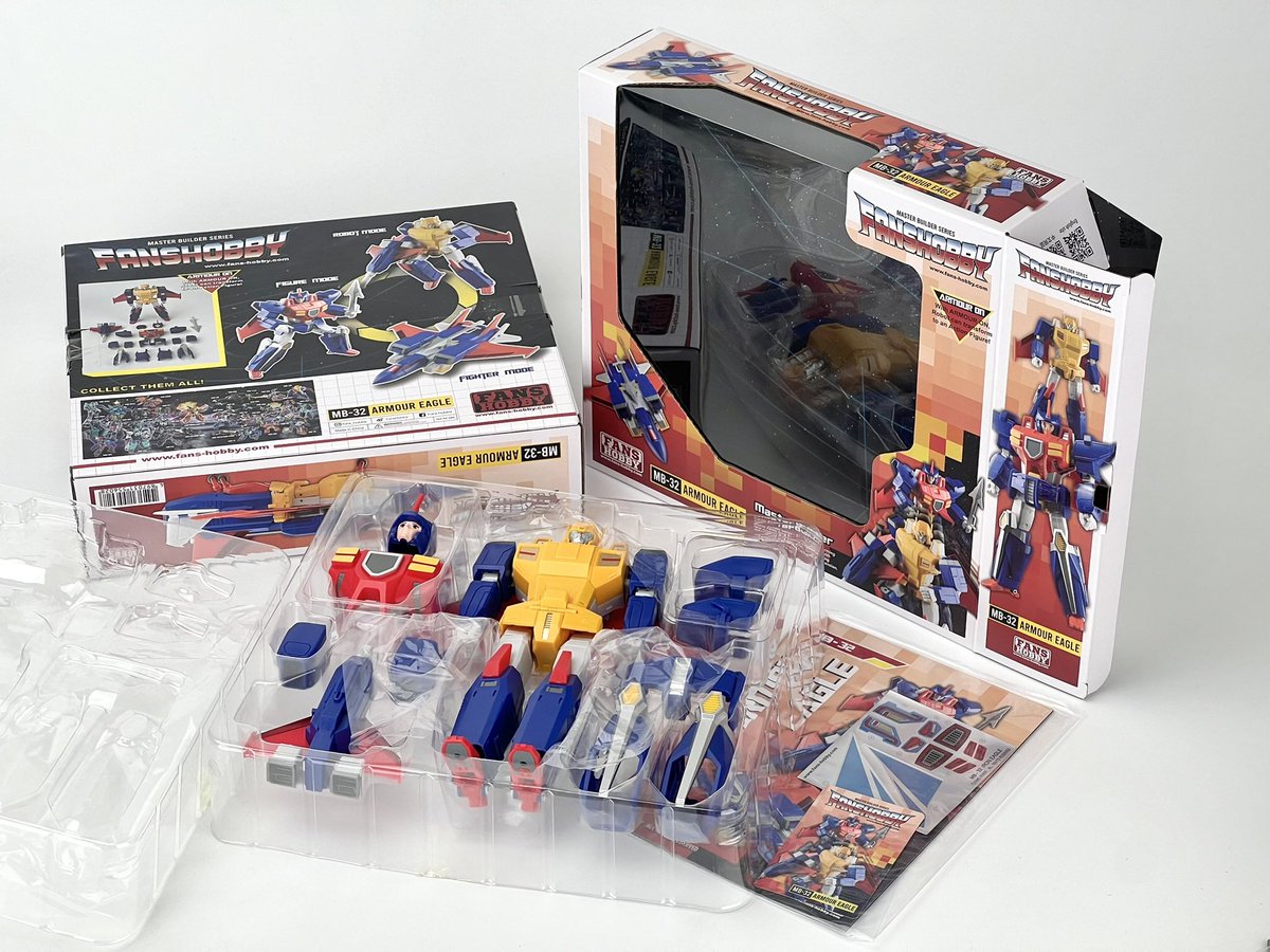 fans_hobby's tweet photo. MB-32 ARMOUR EAGLE will start shipping soon👏🏼👏🏼
Check out the packaging box!
#fanshobby #thirdpartytransformers #metalhawk #armoureagle #masterforce #928toyslaboratory https://t.co/30HxIUSsZn