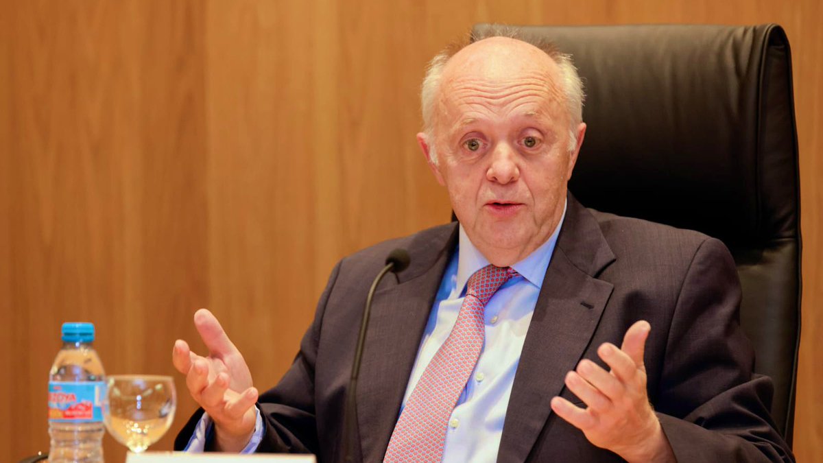 <a href="/RegistradoresO/">Registradores Andalucía Occidental</a> Algunos momentos de las mesas de ponencias.