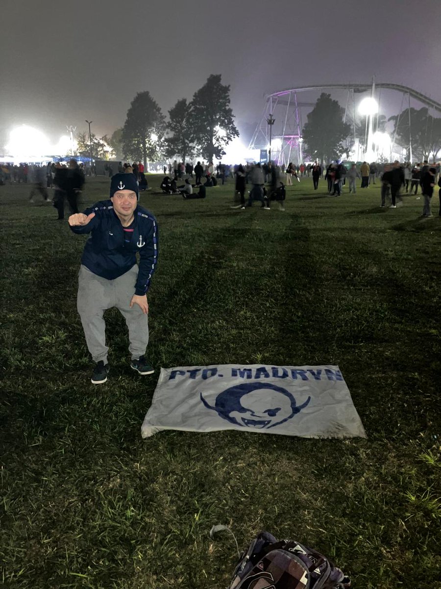 Parque de la ciudad 2/2..Como vas girando,voy.... Nos vemos en River <a href="/OficialPiojos/">Los Piojos Oficial</a>