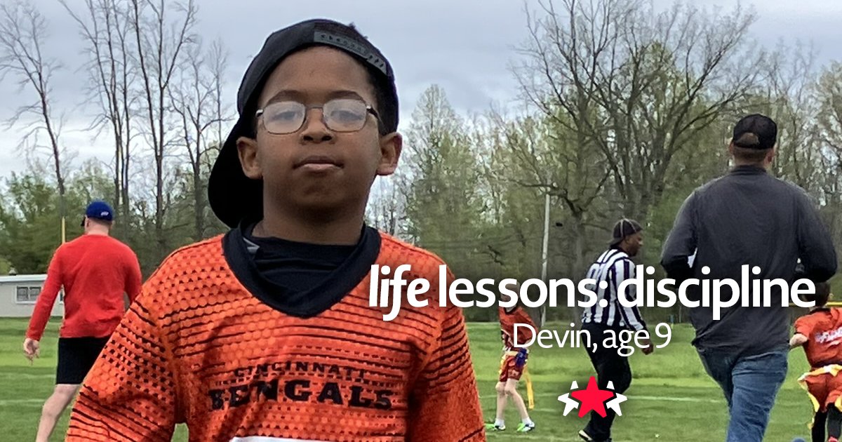 everykidsports's tweet photo. Life lessons: discipline 🤝
9-year-old Devin discovered through flag football that a fun, supportive, and disciplined environment are helping him overcome his "fight" response. 🏈🫡 Read more here: https://t.co/cWsUMfwWOY
#SupportingLife #EveryKidSports #Discipline https://t.co/1sPQsqfkK4