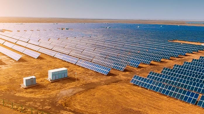 CRUGROUP's tweet image. High purity quartz (HPQ) is a vital material in the production of solar PV, semiconductor crucibles, #OpticalFibre, and advanced glassware. CRU team examines about its supply challenges and impact on #CleanEnergy in this article! Read more. ow.ly/NfSi50VTl2l #SolarPV