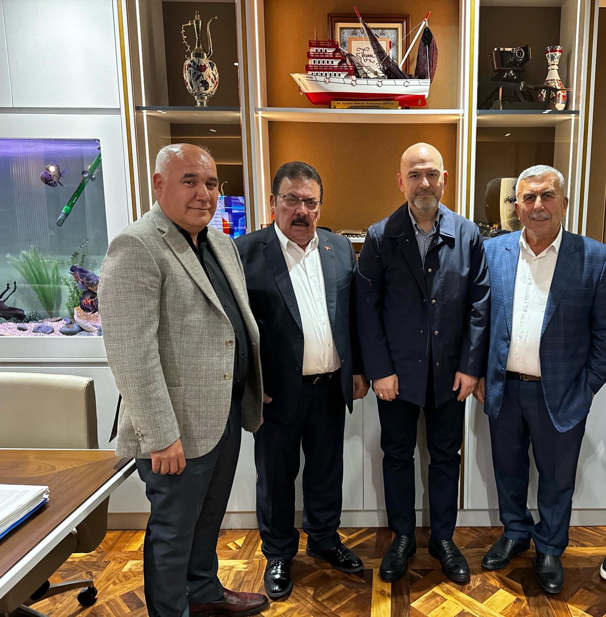 Samsun Sivil Toplum Kuruluşları Konfederasyonu (SAMKON) Genel Başkanımız Sn. Hasan Kaya AŞCI, Genel Başkan Vekilimiz Sn. Abdurrahman GÜNGÖR, SAMKON Yüksek İstişare  Kurulu üyemiz Sn. Erdal ASLAN ile birlikte