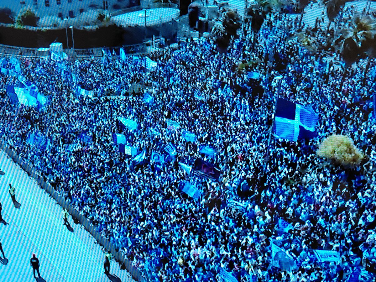 MariaCanto95711's tweet image. Napoli nel 💙
Oggi per festeggiare i nostri campioni
#NAPOLISCUDETTO
