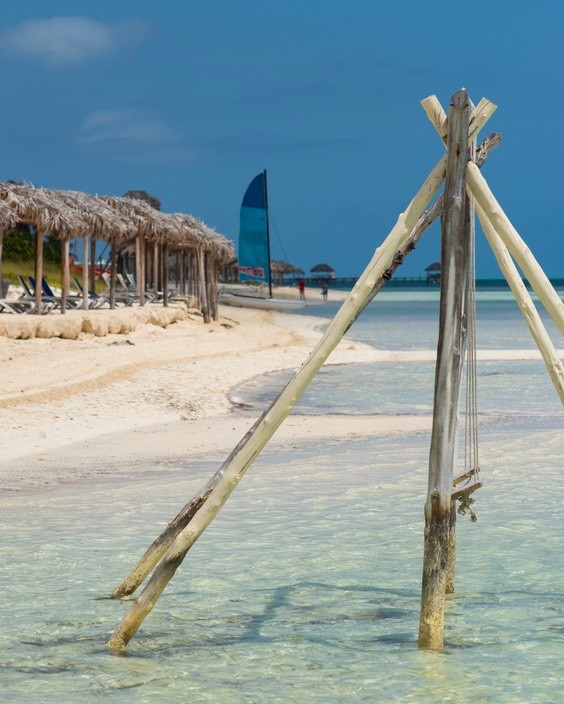 SFCGCM's tweet photo. ¿Qué esperas para dejarte llevar por este paraíso? 🌊🌴
--
What are you waiting for to surrender to this paradise? 🌊🌴
#starfishcayoguillermo #GranCaribeHotels   #JardinesdelRey #beachescape #travelmood   #vacationdreams https://t.co/sDiwUBCsq3