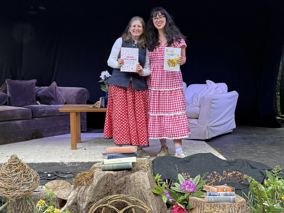 Lucinda Miller (@naturedochealth) on Twitter photo 🌟Words at Wasing🌟
WOW! We had a very special couple of days at Wasing’s inaugural literary festival. And what a treat it was to hang out and share the stage with my lovely friend <a href="/MelissaHemsley/">Melissa Hemsley</a> and her beautiful family. Thank you Wasing! 🌟Words at Wasing🌟
WOW! We had a very special couple of days at Wasing’s inaugural literary festival. And what a treat it was to hang out and share the stage with my lovely friend <a href="/MelissaHemsley/">Melissa Hemsley</a> and her beautiful family. Thank you Wasing!