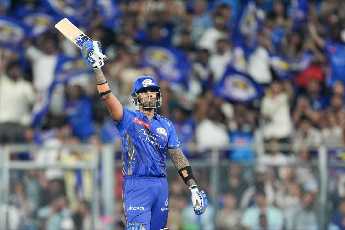 🚨 SURYA SURPASSES SACHIN. 🚨

- Suryakumar Yadav surpasses Sachin Tendulkar's record of having most runs for MI in an IPL season. 🤯