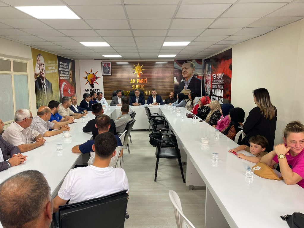 ❝AK Parti; izzet, şuur ve fedakârlıkla örülmüş, milletimizin geleceğini teminat altına alan sarsılmaz bir hizmet ve dava hareketidir.❞

İl Başkan Yardımcılarımızla birlikte Suruç İlçe Başkanımız İbrahim Uçar ve Yönetim Kurulu Üyelerini ziyaret ederek; teşkilat çalışmalarımızı