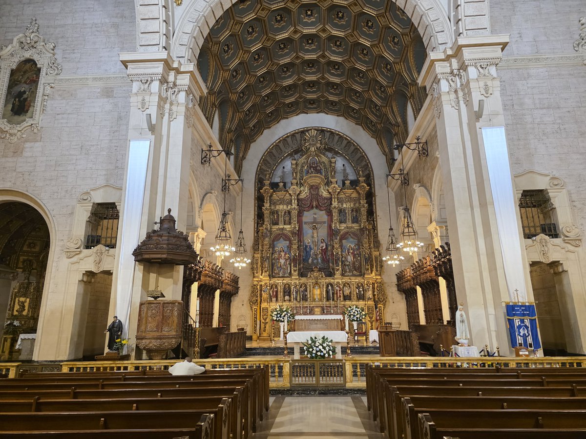 AlexanderBegin's tweet image. In the May 25, 2025 Tridentine Community News: Catholic Eye Candy in Los Angeles: St. Vincent de Paul Church
windsorlatinmass.org/wtnews/250525.…