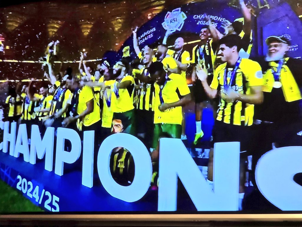 #دوري_روشن_السعودي 
#بطل_دورى_روشن_السعودى 
#بطل_دوري_روشن 
#الاتحاد_بطل_اقوى_دوري 
#الاتحاد