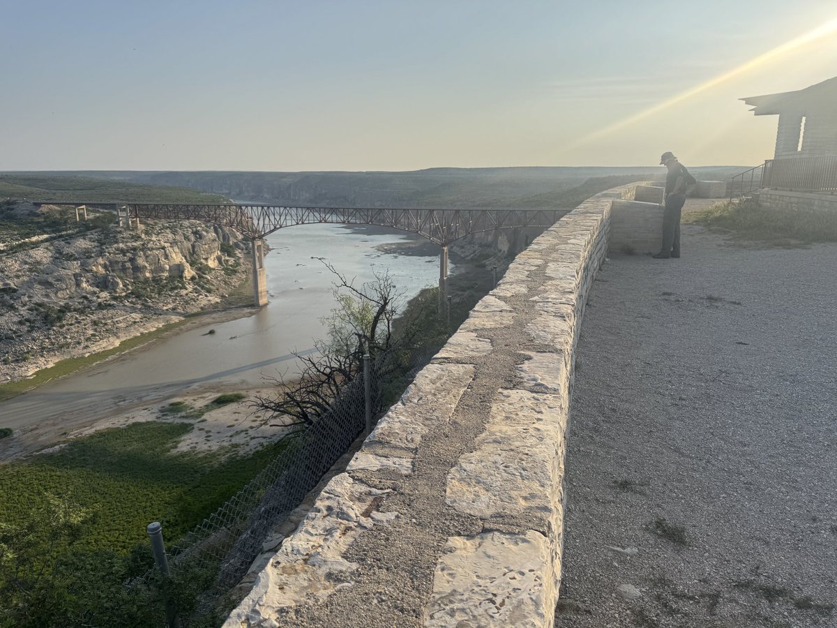 Kegans2's tweet photo. Pecos River 2025 - Livin Wild & Free #pecosriver #theborder #comstock https://t.co/ti2YLgp6Lu
