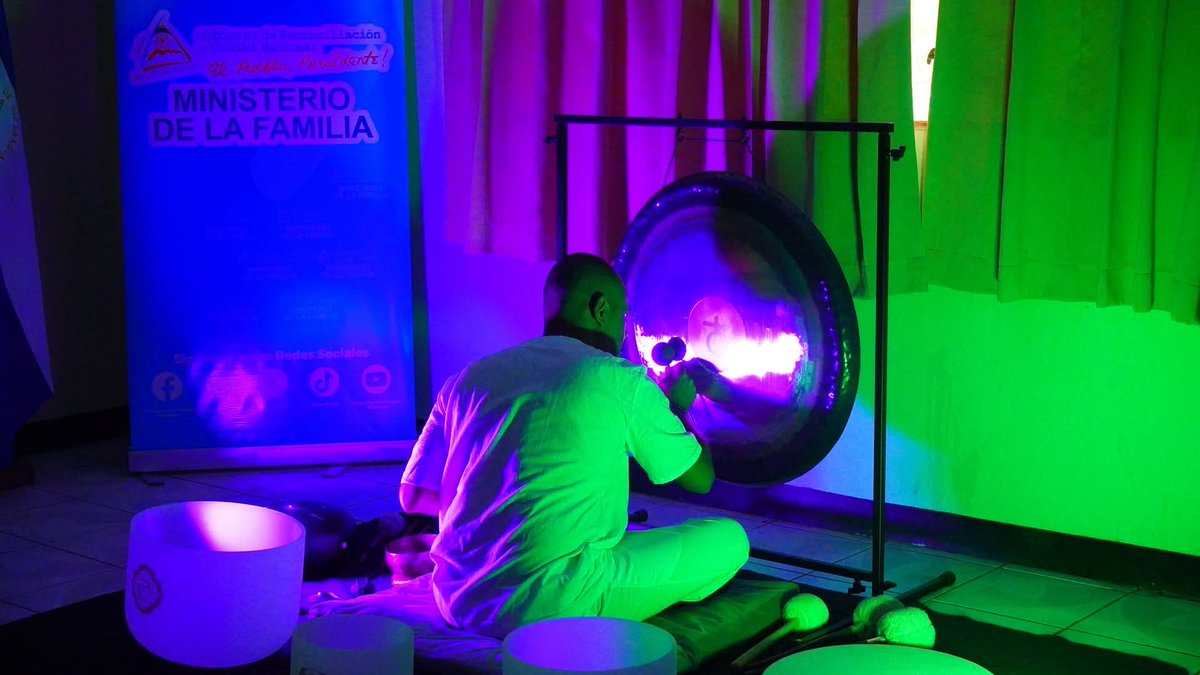 ✅ Con el lema “Madres Benditas en el amor y espiritualidad", 🤍 realizamos espacio de Meditación y Relajación 🤍✨ con sonido terapia y cuencos, dirigido a Madres Adultas Mayores de UNAM, en coordinación con Promotoría Solidaria. 👵🏻🤍✨

#AmorALaFamilia 
#AmorALaNiñez