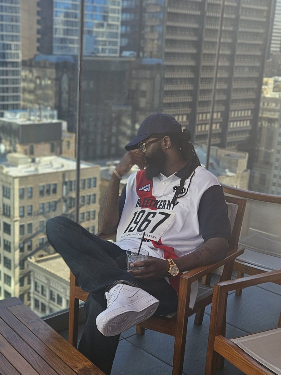 Sam_cash1's tweet image. "Koolin In Da' CHI!"
#playaonlyliveonce
#originall🕶koutboy
#lobc4life😎