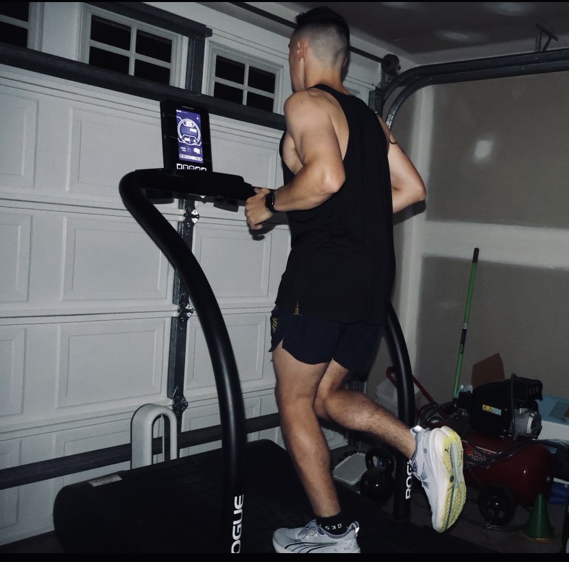 BTmovement25's tweet photo. Fitness isn’t one-size-fits-all. Here are 5 hacks that worked for me - drop yours below so we can all level up together.

1. Lift heavy, but smart.
Form > ego. Master technique first, then chase numbers.

2. Stop starting over.
Progress comes from consistency, not perfection. Missed a day? Get back in - don’t quit.

3. Fuel your body like you give a damn.
Quality food = better performance, better recovery, better mood.

4. Track something.
Steps, lifts, meals, sleep - awareness builds change.

5. Your mental game matters.
Discipline, self-talk, patience. The gym builds your body, but mindset sustains it.

#FitnessTips #FitFam #GymLife #FitnessJourney #HealthAndFitness
#TrainingTips #FitForLife #FitnessHacks #EverydayAthlete