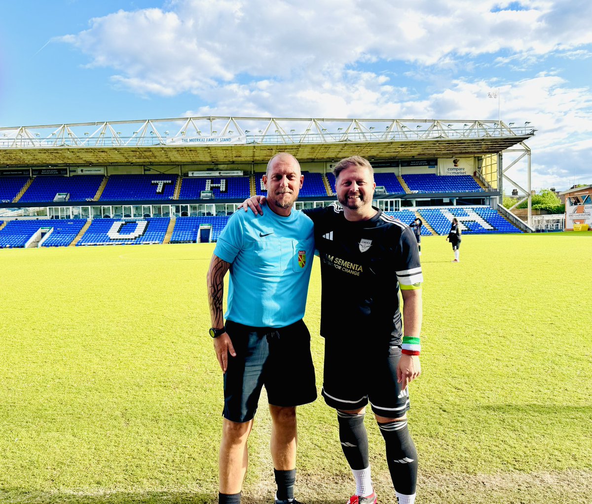 Massive thank you to <a href="/conreb/">Scott Hendry</a> who not only offered to ref all 7 of my charity matches at the posh ground as part of my 10 years of Team SEMENTA but also donated his fees to the charity pot. #legend #topref #charity <a href="/theposh/">Peterborough United</a> <a href="/PDFLUK/">Peterborough & District Football League</a> <a href="/HuntsFA/">Huntingdonshire FA</a>