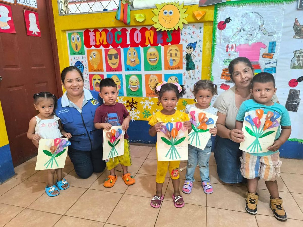 ✅ Posoltega, Chinandega | Realizamos Rincón de arte y cultura con niñ<a href="/s/">『S』</a> en CDI Profesor Jorge Ardila Méndez celebrando el Día de las Madres Nicaragüenses, a través de la elaboración de manualidades,  con materiales reciclados dedicados a mamá. ❤️💞
#AmorALaNiñez 
#AmorALaFamilia