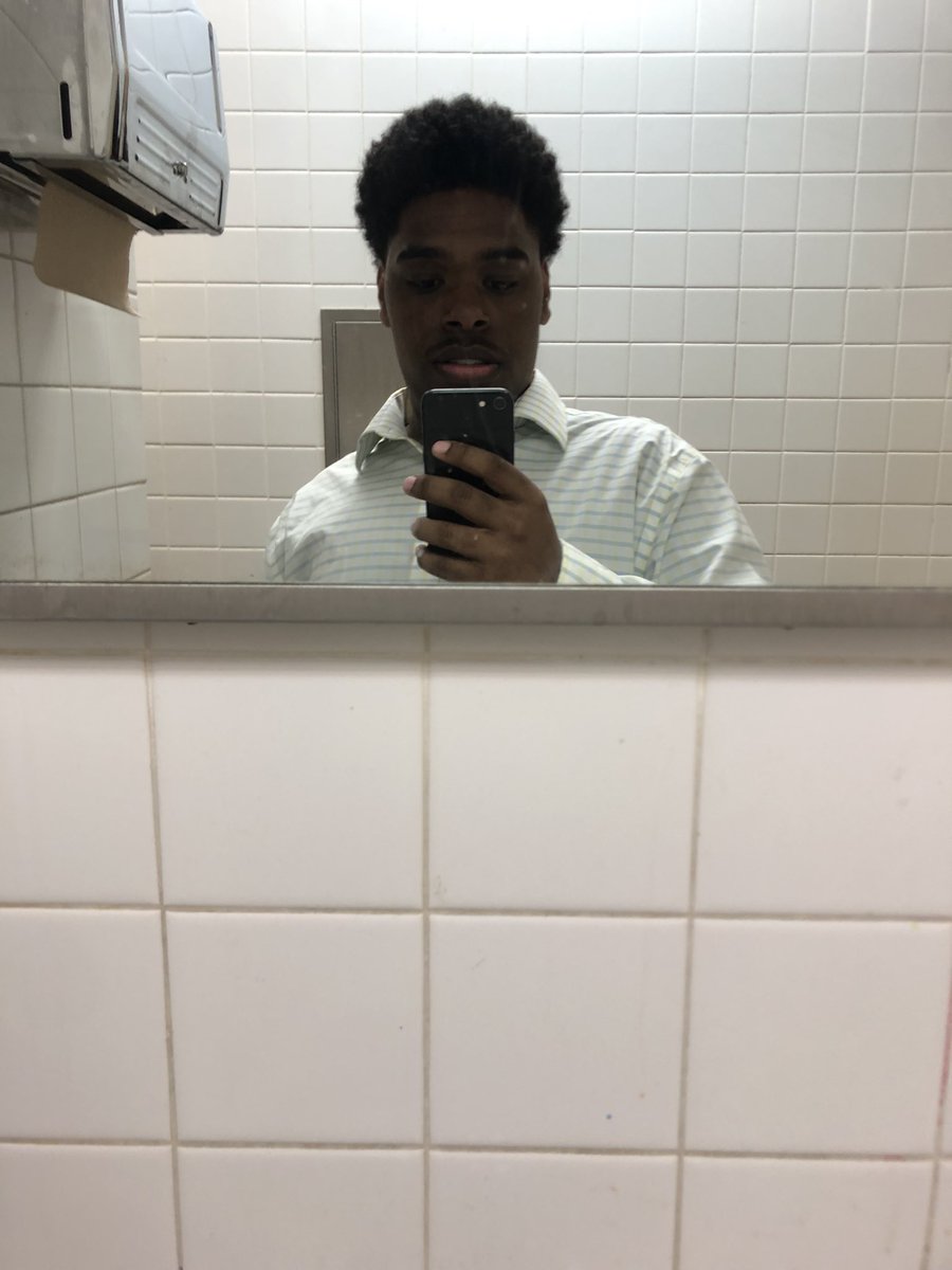 mr2comedy's tweet photo. Me about go to Project Search https://t.co/xN6GpkeuHQ