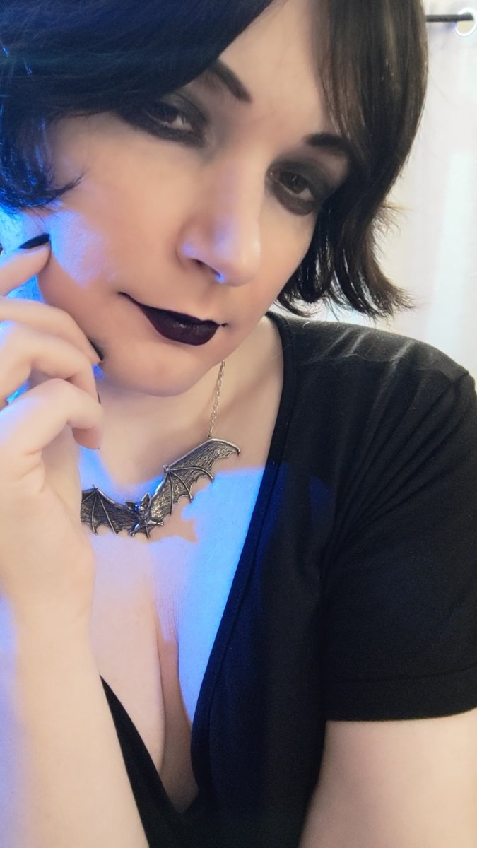 For anyone who might ask "Hey, why doesn't Green Rachel post anymore?" I'm now fully focusing on my main account (link below) and moving all my Eretale/GRJ content over there!

This post also answers "What does Rachel actually look like?" and "Is Rachel secretly a goth gf?"